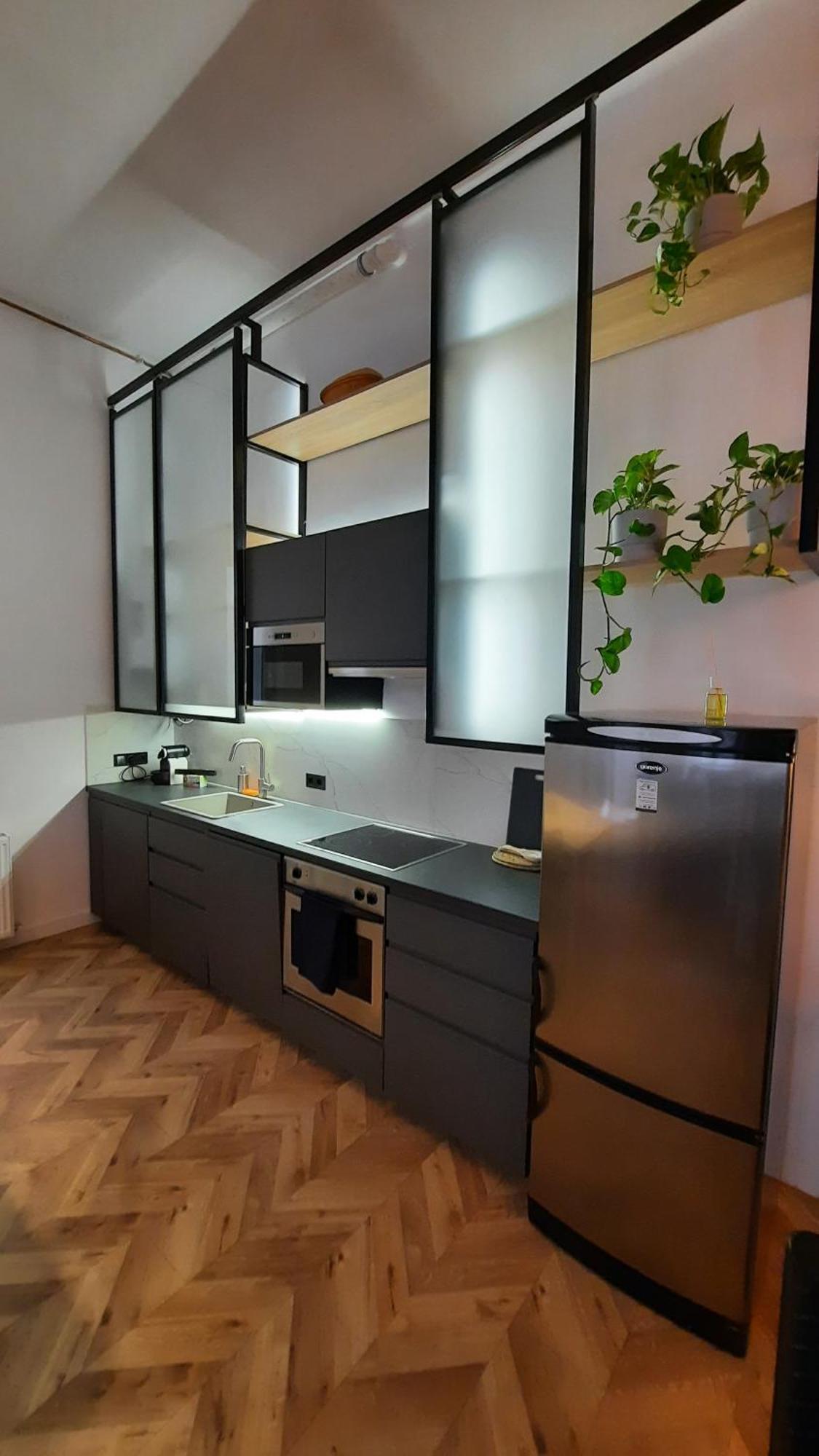 Deak Loft דירה
